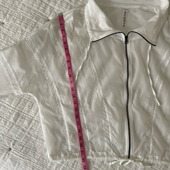 ALO Yoga Stitch Jacket Semi-Sheer in White Size L - Picture 13 of 14